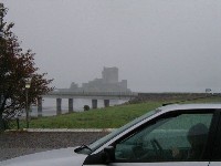 tp8070242.jpg (39240 bytes)