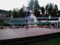 tp8120357.jpg (64276 bytes)