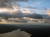 mid003.jpg (379808 bytes)